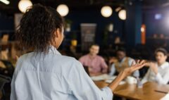 Asiste a «Café del Error: versión socios»