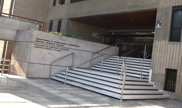 nota web premios investigadores 2025