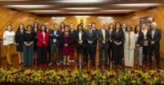 Cayetano presentó libro que reconoce el legado de la investigación de excelencia en nuestra universidad